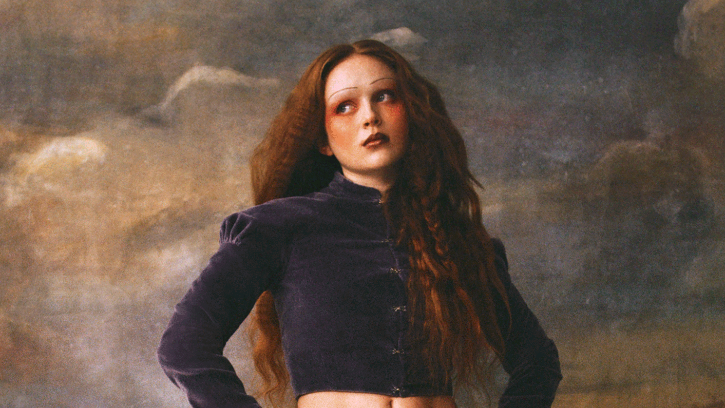 Sadie Sink Sees You Trying to Take Her Photo